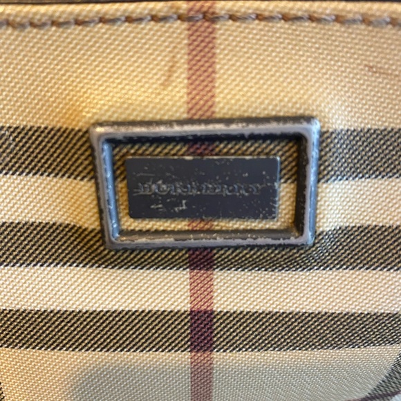 Authentic Burberry Handbag - Picture 6 of 7
